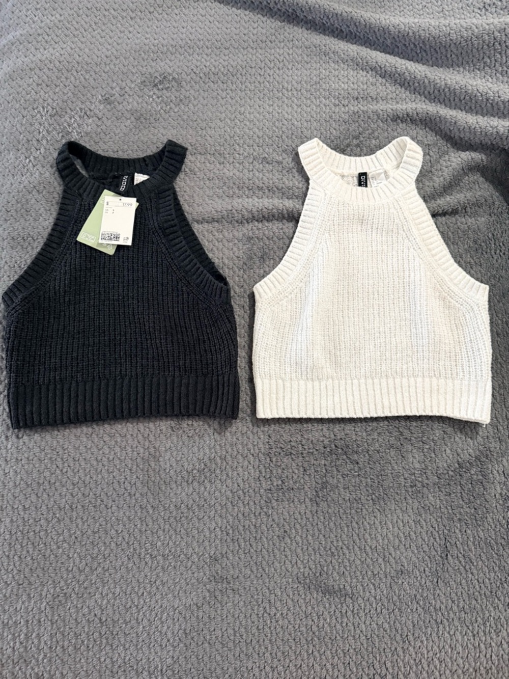 H&M Ribbed Halter Crop Tops - Black & White